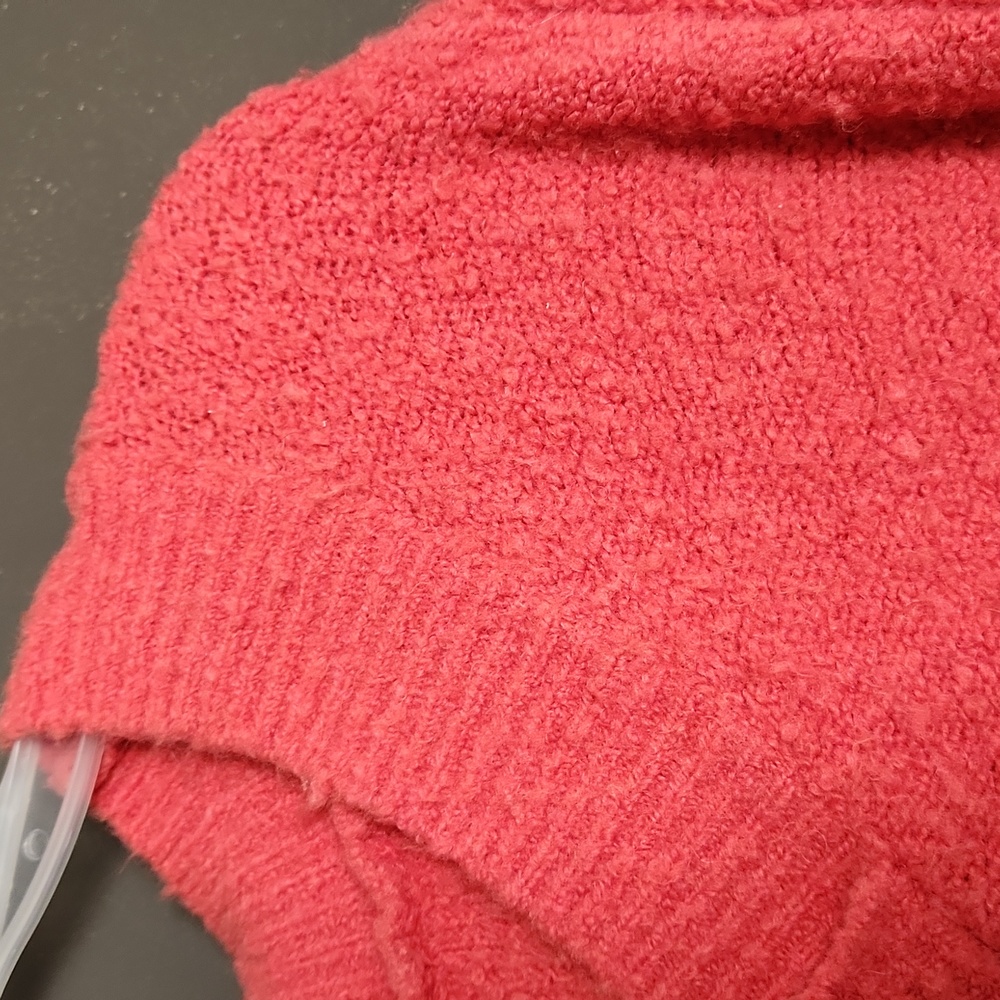 Anthropologie Oversized Snuggly Sweater Strawberry Color S
